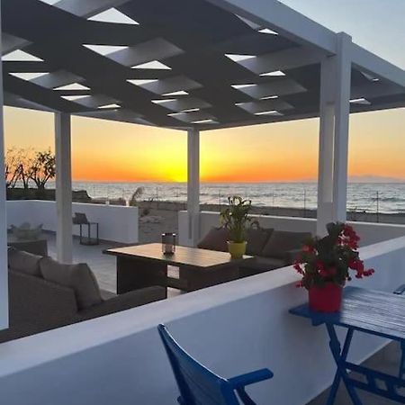Lambou Beach Sunset Soroni Exteriér fotografie
